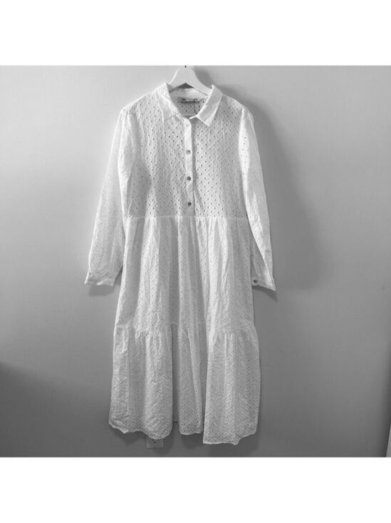 Zara Dresses & Skirts - NWOT ZARA CUTWORK EMBROIDERY MIDI DRESS WHITE Size L